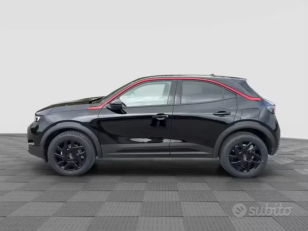 Usata Opel Mokka 101 CV (74 kW) 2023 Karbon black SUV