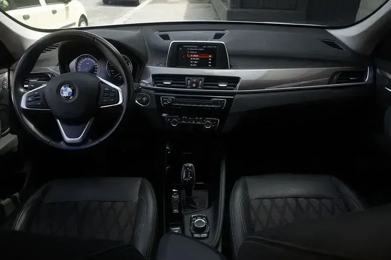 Usata BMW X1 xLine 150 CV (110 kW) 2018 Argento SUV