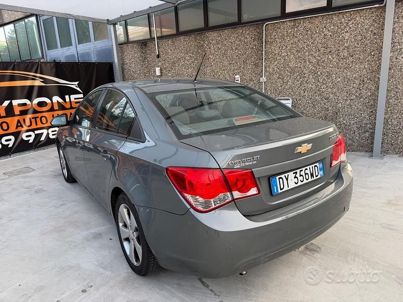 Usata Chevrolet Cruze LS 109 CV (80 kW) 2009 Grigio Berlina