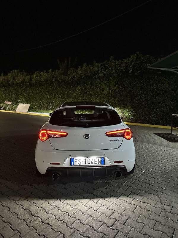 Usata Alfa Romeo Giulietta 120 CV (88 kW) 2018 Utilitaria
