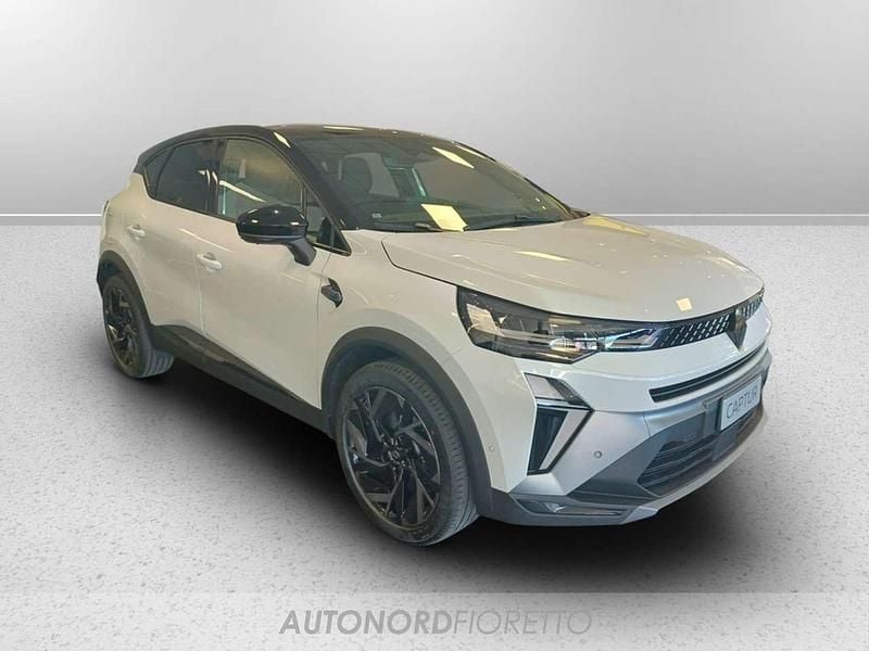 Nuova Renault Captur Esprit Alpine 160 CV (117 kW) 2026 Biancoharm03 SUV