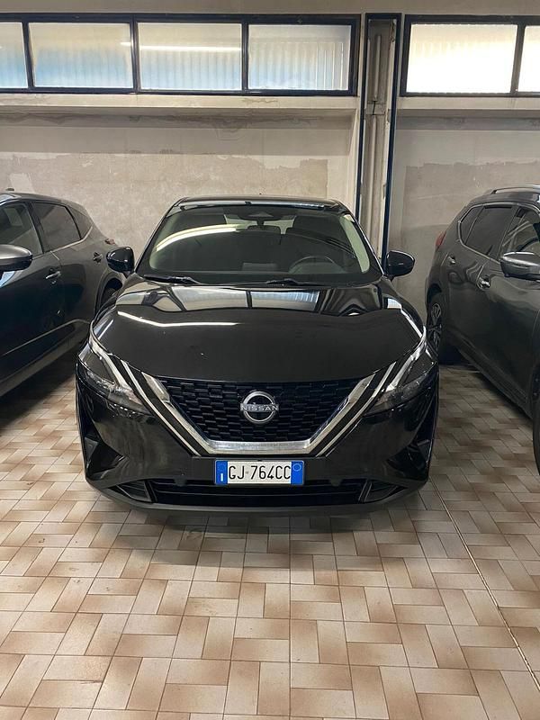 Usata Nissan Qashqai Acenta 140 CV (102 kW) 2023 Nero SUV