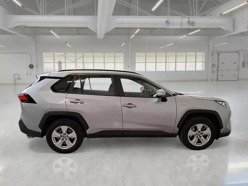 Usata Toyota RAV4 Hybrid Business Edition 178 CV (130 kW) 2021 SUV