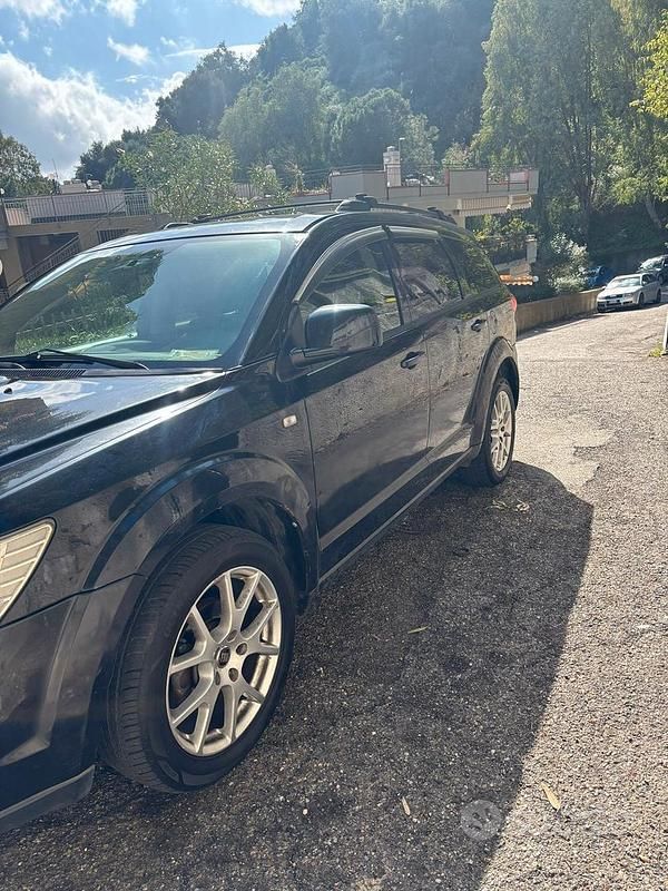 Usata Fiat Freemont 140 CV (102 kW) 2012 Nero SUV