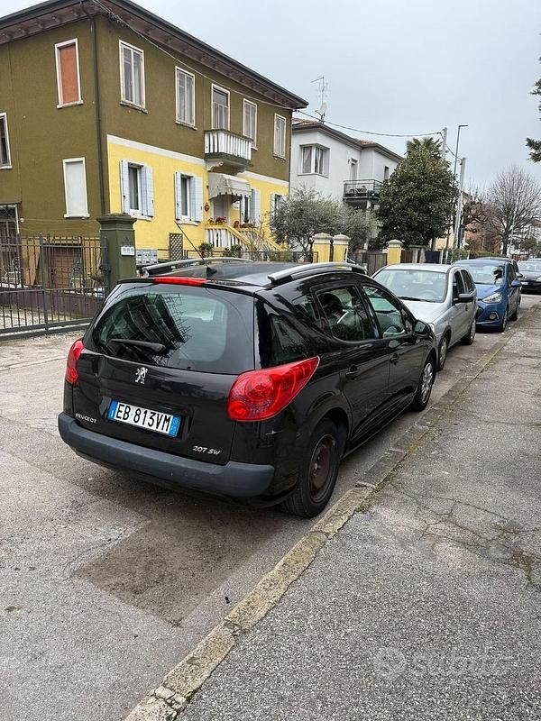 Usata Peugeot 207 2010 Nero Station wagon