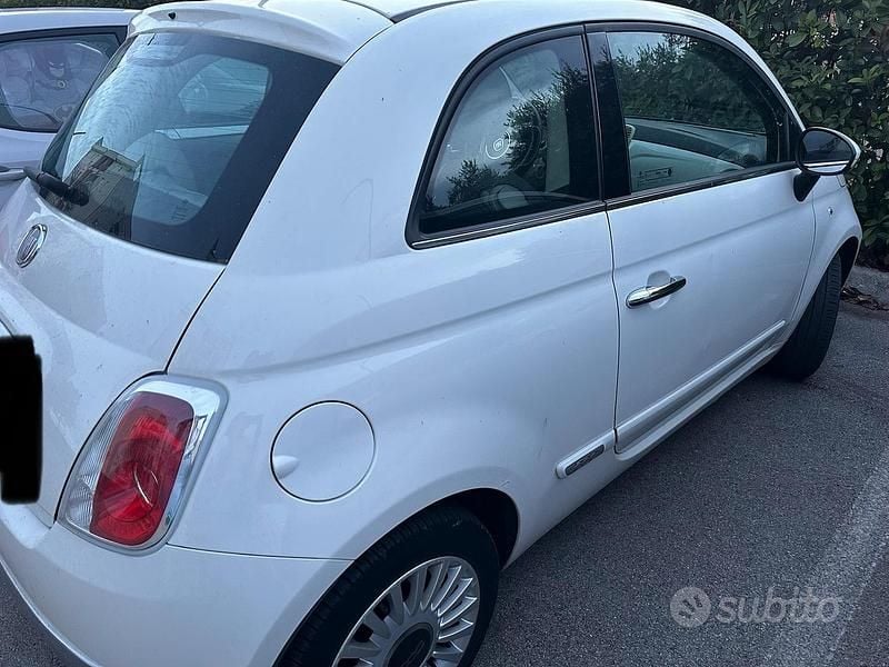 Usata Fiat 500 69 CV (50 kW) 2011 Bianco Utilitaria