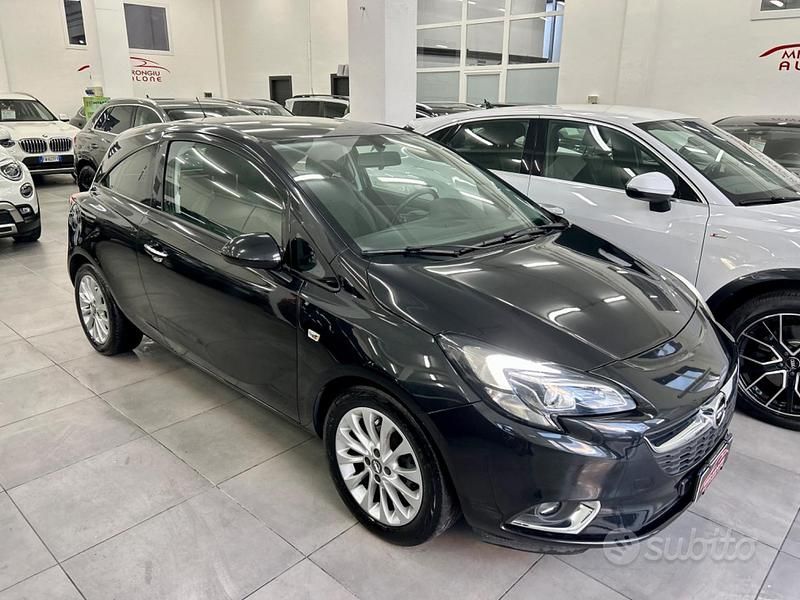 Usata Opel Corsa 70 CV (51 kW) 2016 Nero Coupé