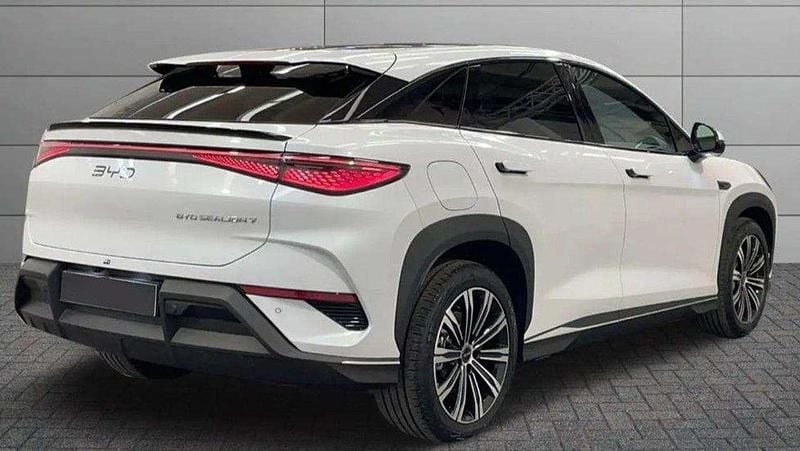 Nuova BYD Sealion 7 144 kW (197 CV) 2026 Polar white SUV