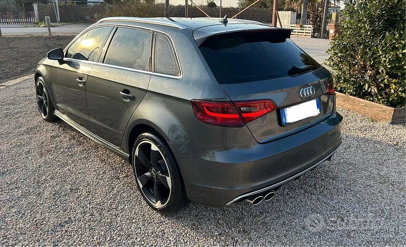 Usata Audi A3 S-Line 140 CV (102 kW) 2014 Grigio Berlina