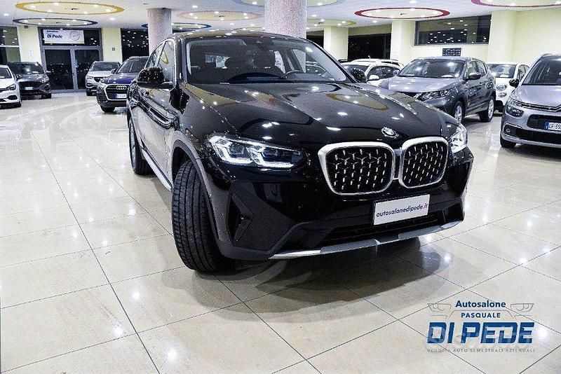 Usata BMW X4 190 CV (139 kW) 2023 Nero SUV