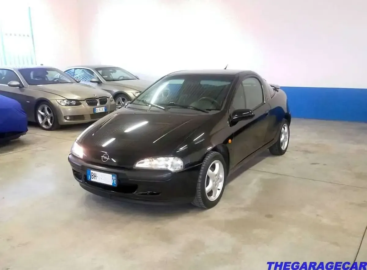 Usata Opel Tigra 90 CV (66 kW) 2000 Nero Coupé