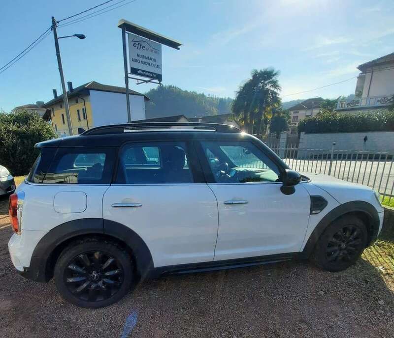 Bianco Usata 2019 Mini Cooper D Countryman Business SUV | 18.500 € (Buon prezzo) - Immagine 1/4