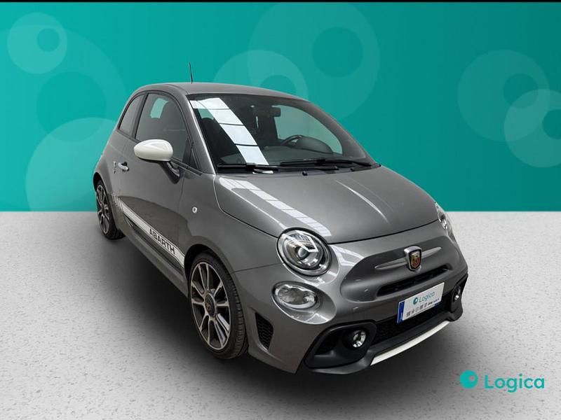 Grigio met Usata 2021 Abarth 595 Due volumi | 20.900 € (Cara) - Immagine 1/4