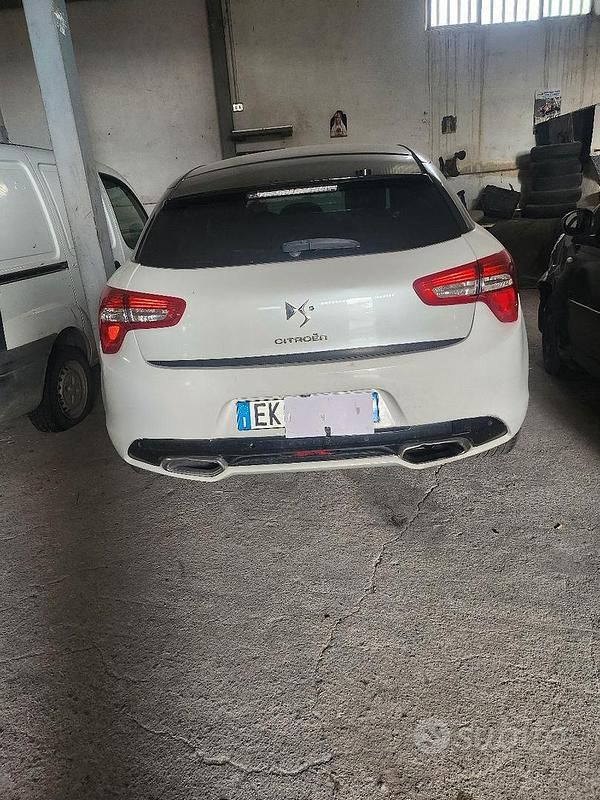 Usata Citroën DS5 163 CV (119 kW) 2013 Bianco Utilitaria