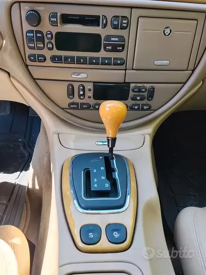 Usata Jaguar S-Type S 238 CV (175 kW) 2001 Verde Berlina