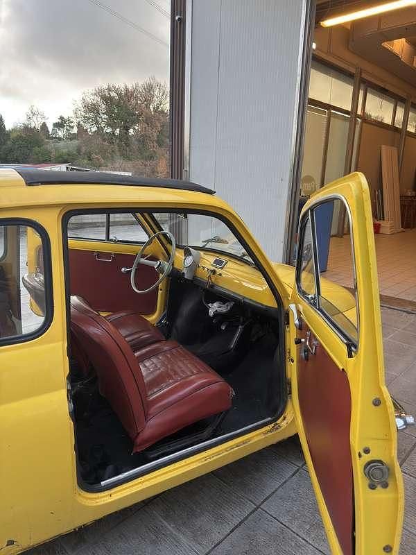 Usata Fiat 500 18 CV (13 kW) 1968 Utilitaria