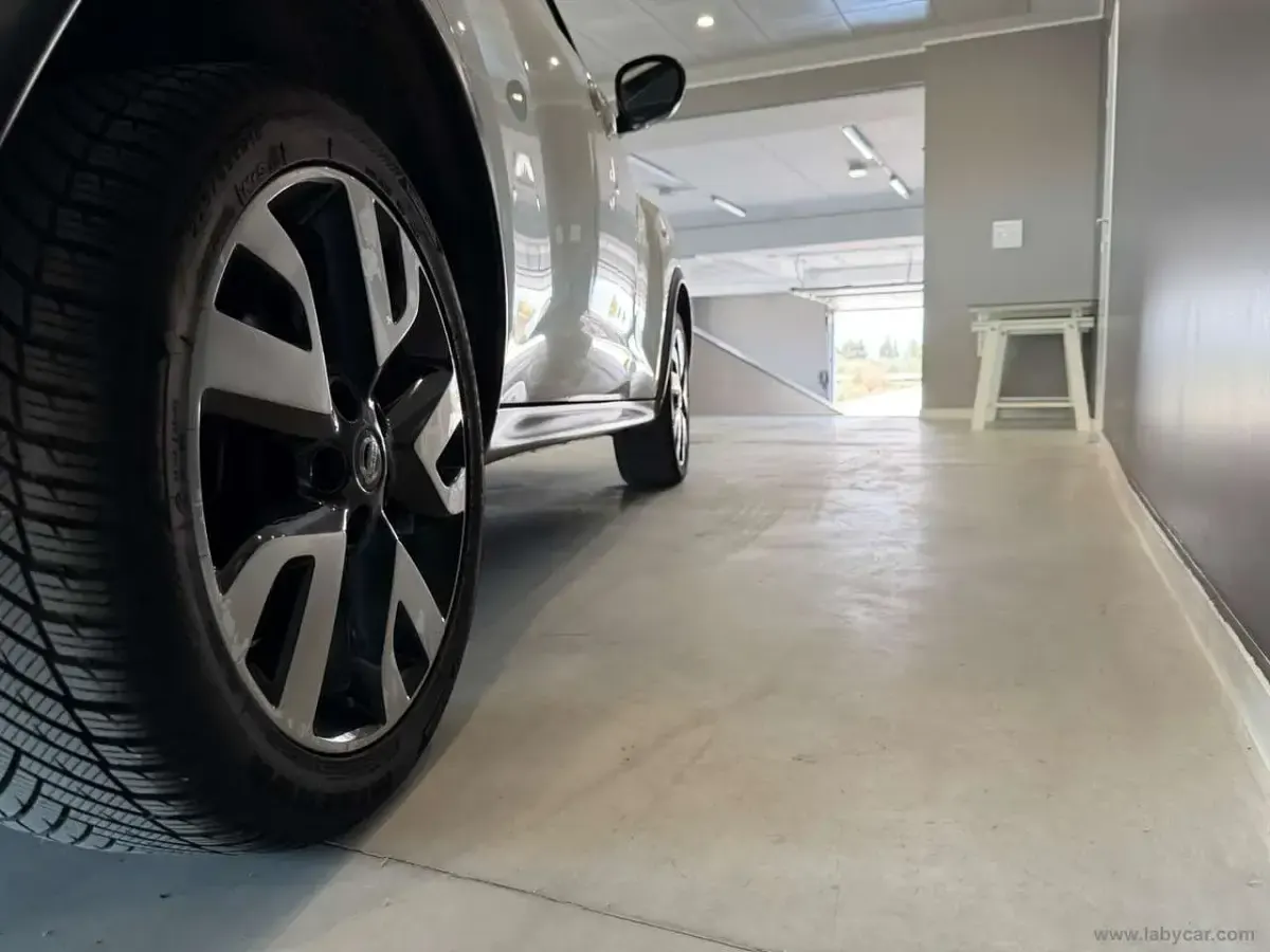 Usata Nissan Juke Acenta 117 CV (86 kW) 2014 Bianco SUV