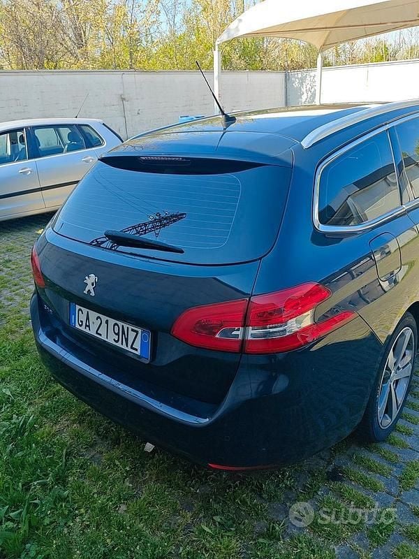 Usata Peugeot 308 Allure 131 CV (96 kW) 2020 Blu Station wagon