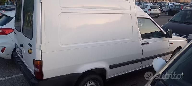 Usata Fiat Fiorino 63 CV (46 kW) 2000 Monovolume