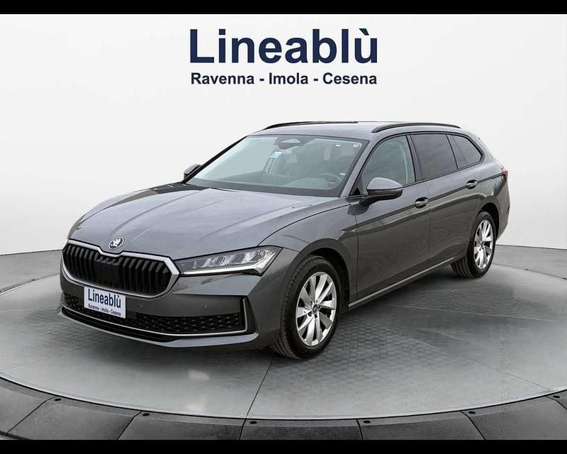 Usata Skoda Superb Selection 150 CV (110 kW) 2025 Grigio Station wagon