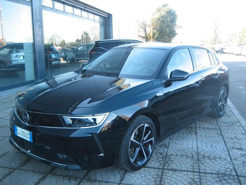 Usata Opel Astra Business Elegance 149 CV (109 kW) 2022 Nero Berlina
