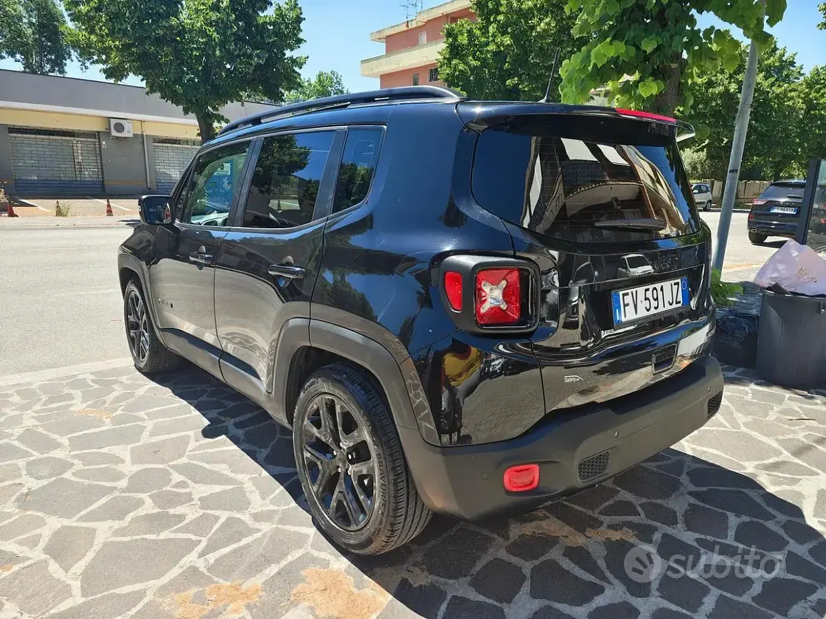 Usata Jeep Renegade Night Eagle 120 CV (88 kW) 2019 Nero SUV