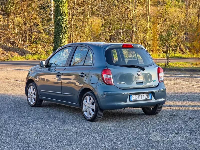 Usata Nissan Micra Tekna 80 CV (58 kW) 2011 Blu Utilitaria