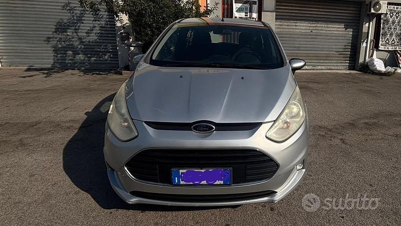 Usata 2014 Ford B-MAX Business Edition Monovolume | 6000 € (Buon prezzo) - Immagine 1/4