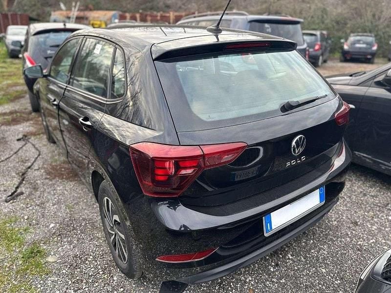 Usata VW Polo Life 95 CV (69 kW) 2023 Nero Utilitaria