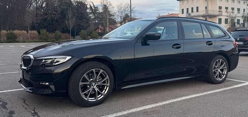 Usata BMW 320 Sport Line 190 CV (139 kW) 2020 Nero Station wagon