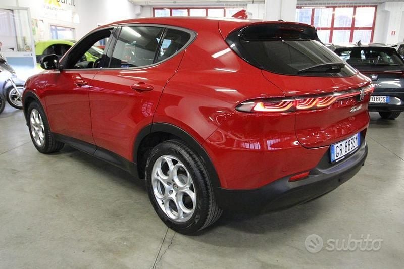 Usata Alfa Romeo Tonale Super 131 CV (96 kW) 2023 Rosso SUV