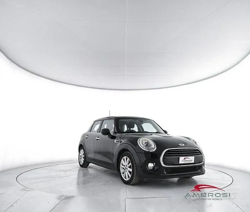 Usata Mini One D 95 CV (69 kW) 2016 Nero Utilitaria