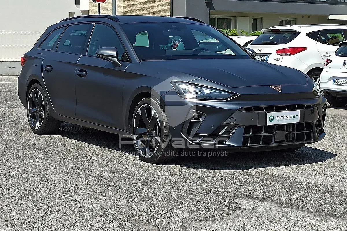 Usata Cupra Leon 150 CV (110 kW) 2024 Grigio Station wagon