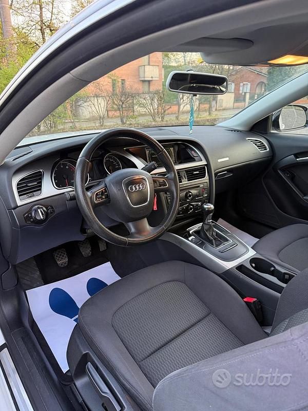 Usata Audi A5 Design 180 CV (132 kW) 2010 Bianco Coupé