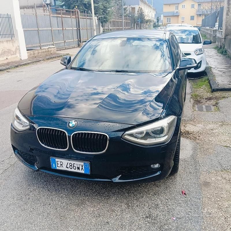 Blu Usata 2013 BMW 120 Due volumi | 4999 € (Buon prezzo) - Immagine 1/4