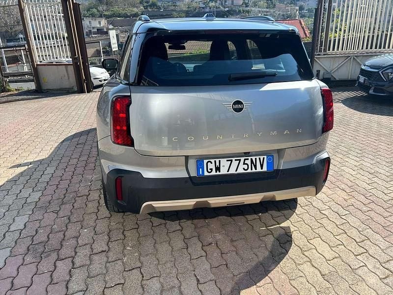 Usata Mini Cooper Countryman Favoured 163 CV (119 kW) 2024 Argento SUV