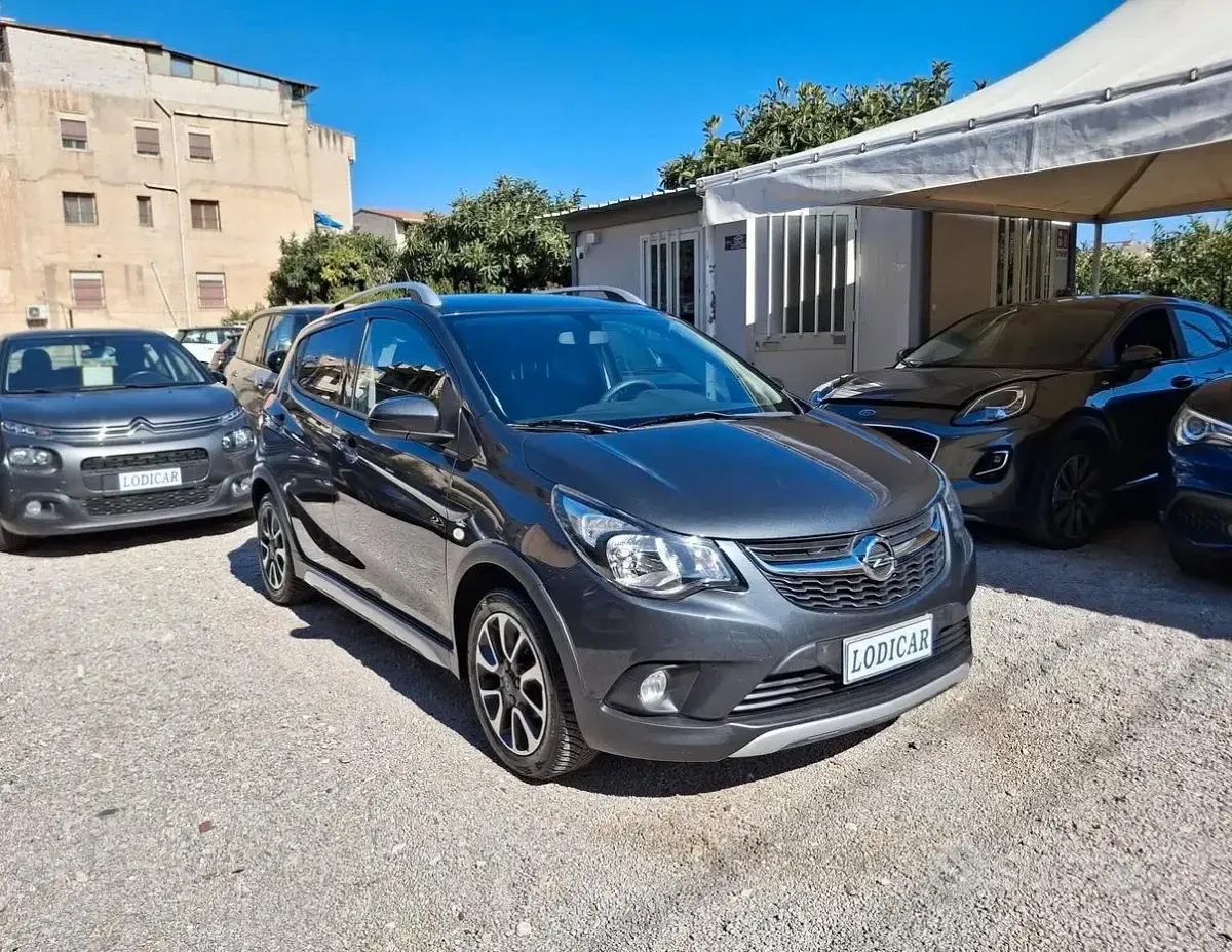 Usata Opel Karl Rocks 75 CV (55 kW) 2018 Grigio Utilitaria