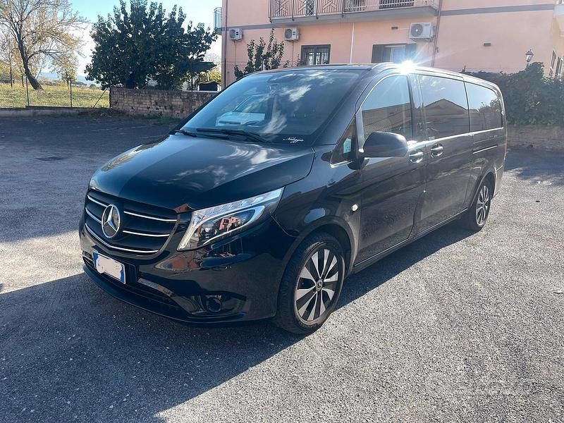 Usata Mercedes Vito 190 CV (139 kW) 2022 Nero Furgone