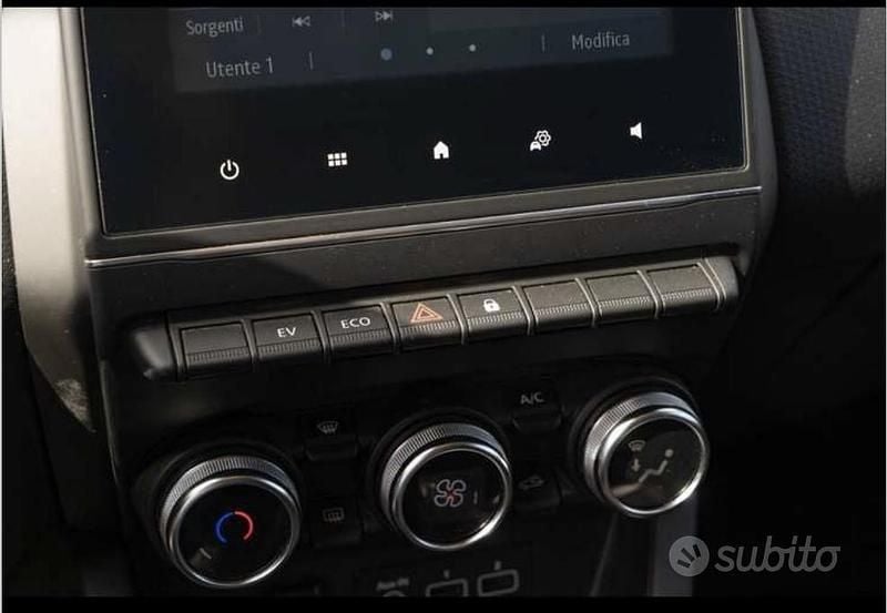 Usata Renault Clio V 91 CV (66 kW) 2023 Utilitaria