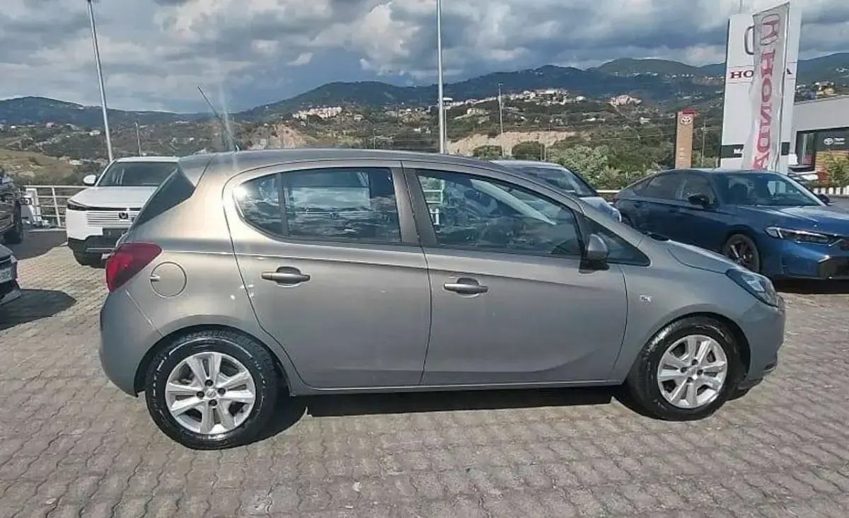 Usata Opel Corsa 75 CV (55 kW) 2015 Other Utilitaria