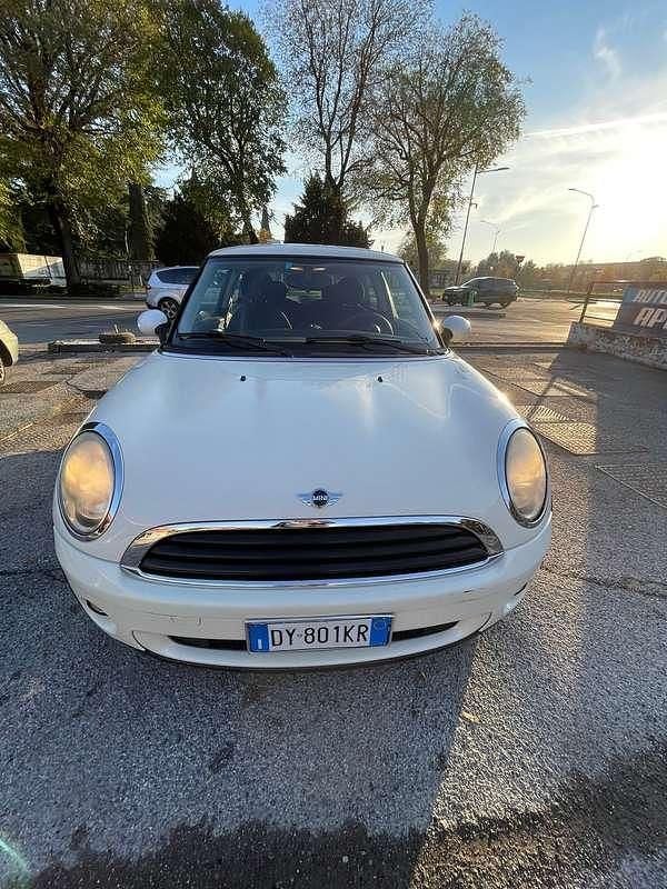 Usata Mini Cooper 120 CV (88 kW) 2009 Utilitaria