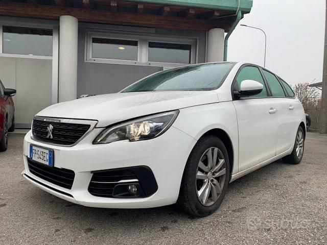 Usata Peugeot 308 Business-Line 120 CV (88 kW) 2018 Bianco Station wagon