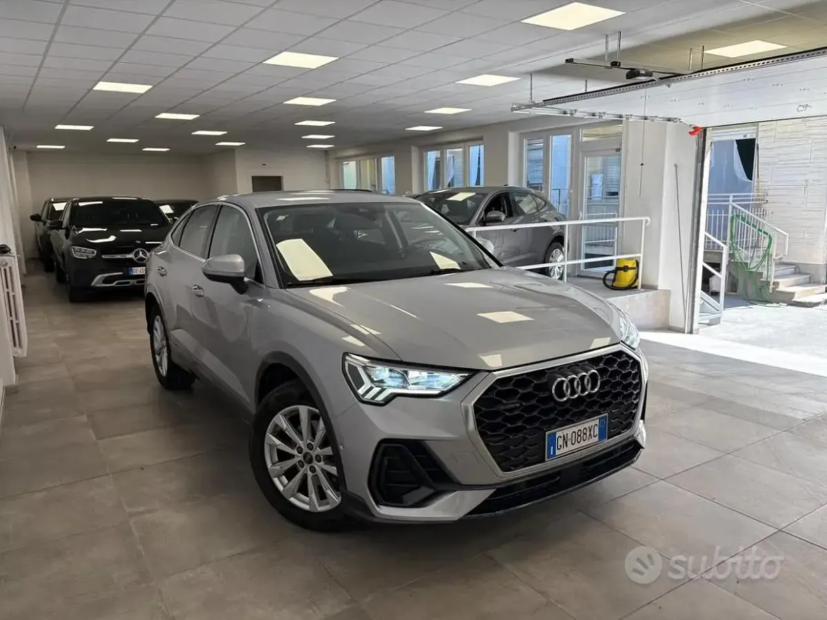 Usata Audi Q3 Business Plus 150 CV (110 kW) 2023 Grigio SUV