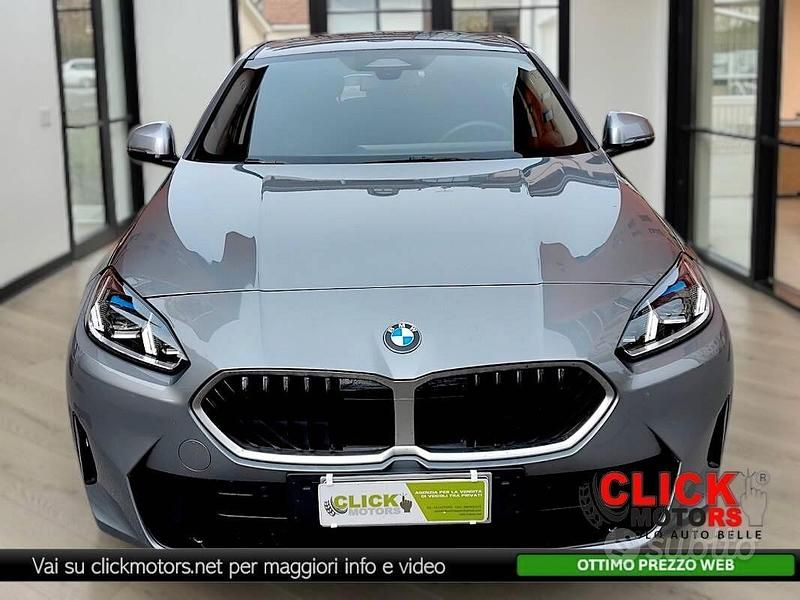 Usata BMW 118 Efficient Dynamics 150 CV (110 kW) 2025 Grigio Utilitaria