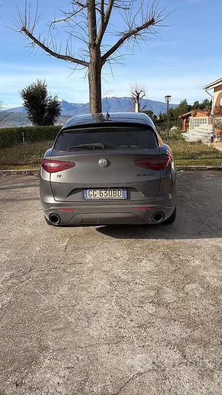 Usata Alfa Romeo Stelvio Veloce 210 CV (154 kW) 2021 Grigio SUV