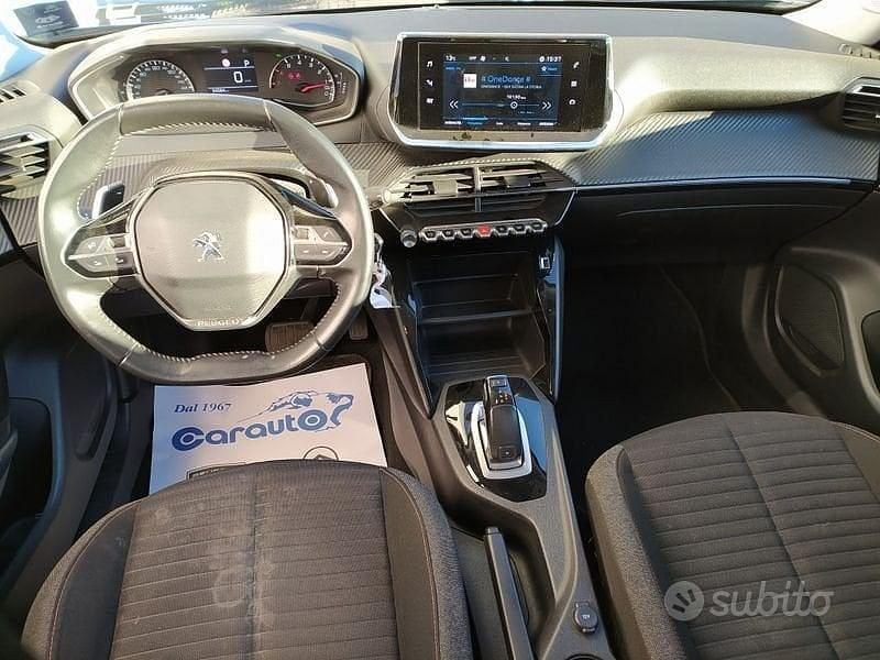 Usata Peugeot 2008 Active 131 CV (96 kW) 2022 Grigio SUV