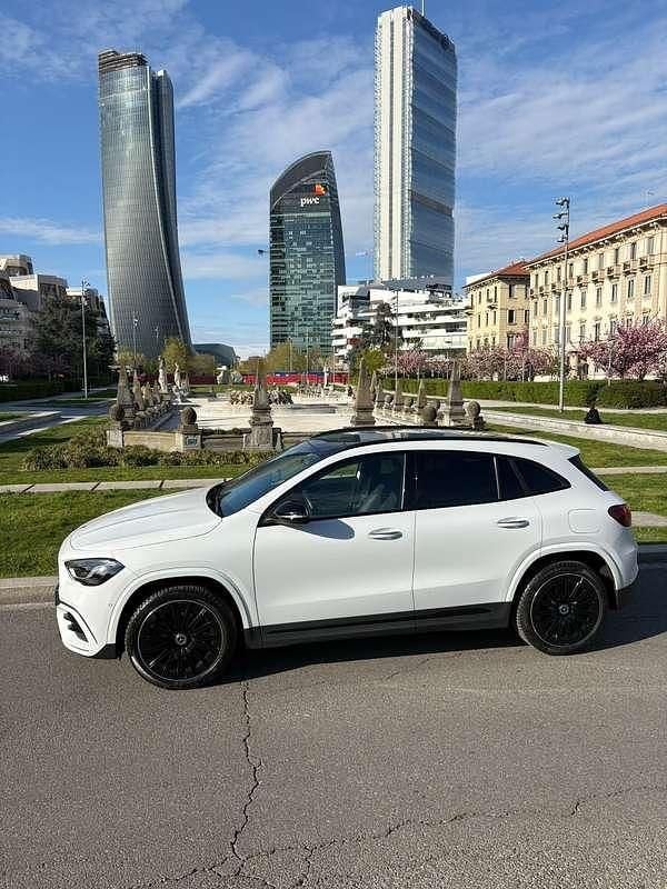 Usata Mercedes GLA250 Advanced Plus 163 CV (119 kW) 2023 Bianco SUV