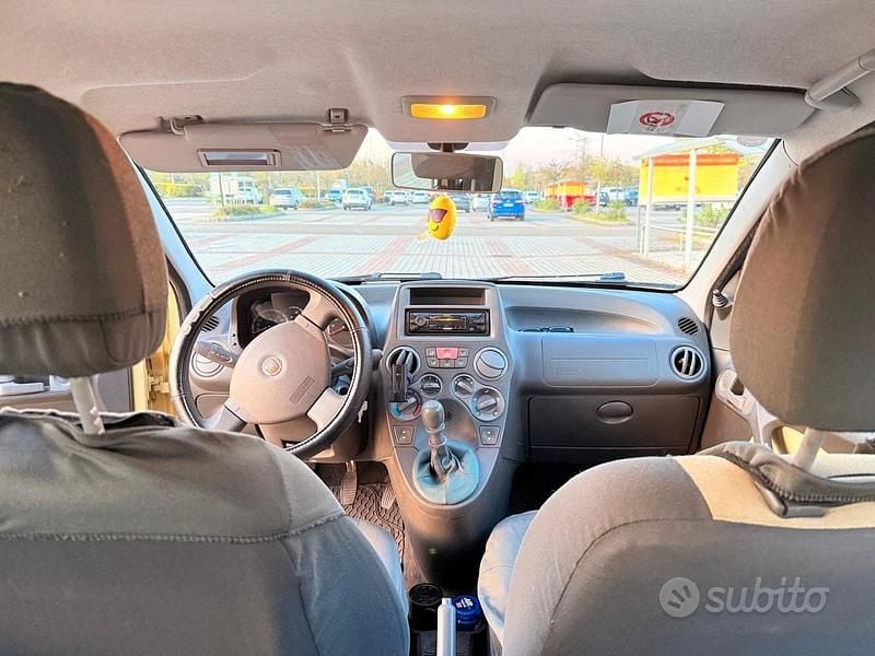 Usata Fiat Panda Dynamic 64 CV (47 kW) 2010 Giallo Utilitaria
