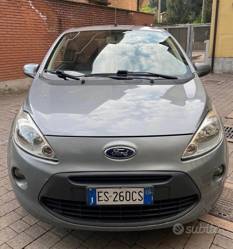 Usata Ford Ka Titanium 69 CV (50 kW) 2013 Grigio Utilitaria