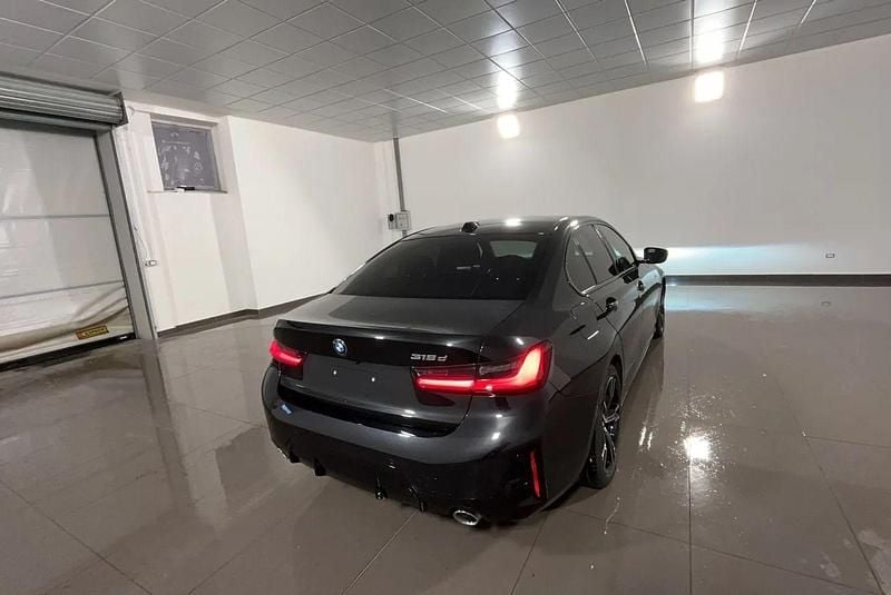 Usata BMW 318 M Sport 150 CV (110 kW) 2025 Nera Berlina